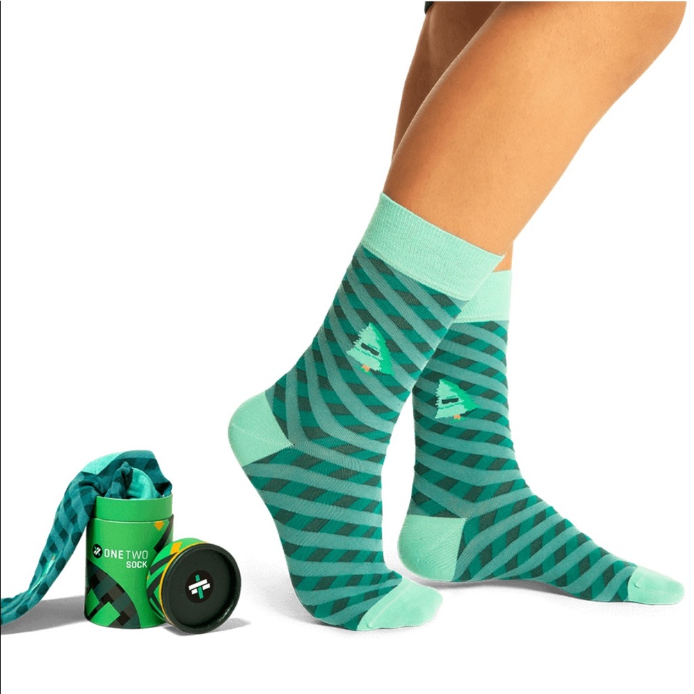 MAKE YOUR FEET HAPPY & UNCLE PINE